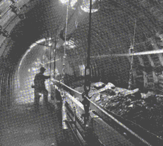 Blick in eine untertgige Frderstrecke des aachener Reviers, vor 1960